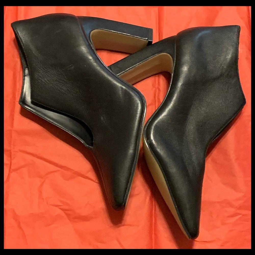 Ladies Trending Black Boot Shoe